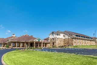Quality Inn & Suites Bedford