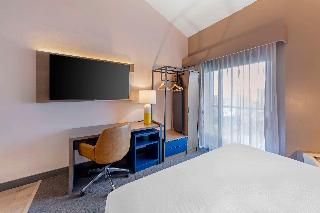 1 King Bed, Suite, Nonsmoking