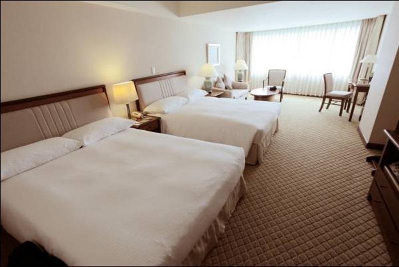 Room:FAM.ST