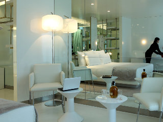 Room
 di The Mirror Barcelona