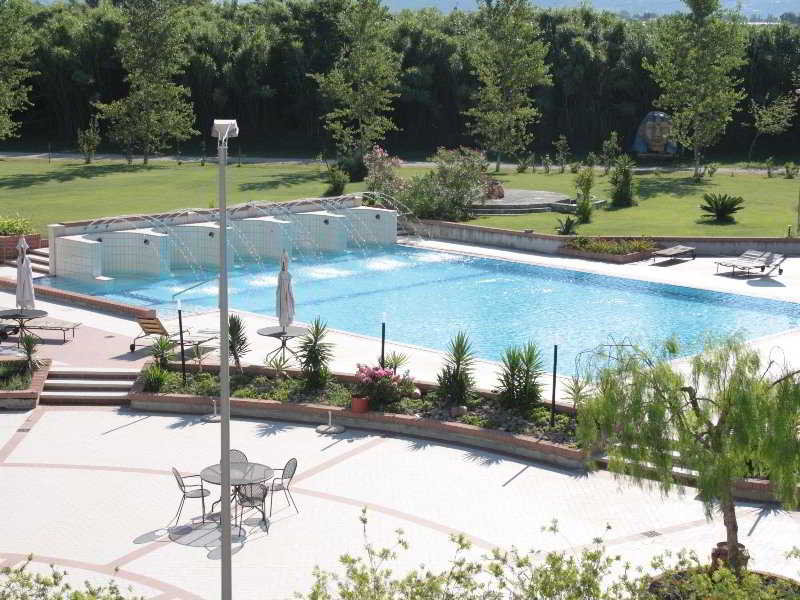 Pool
 di Grand Hotel Paestum Tenuta Lupo