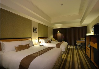 Room:QUA.RO