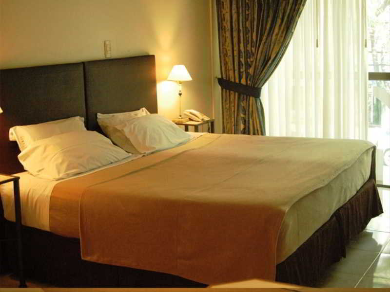 Room
 di Garden Suites Apart Hotel