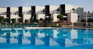 Pool
 di Isrotel Riviera Apartments Hotel