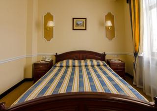 Room thumbnail 6