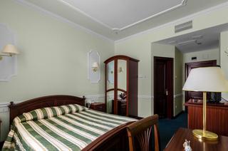 Room thumbnail 23