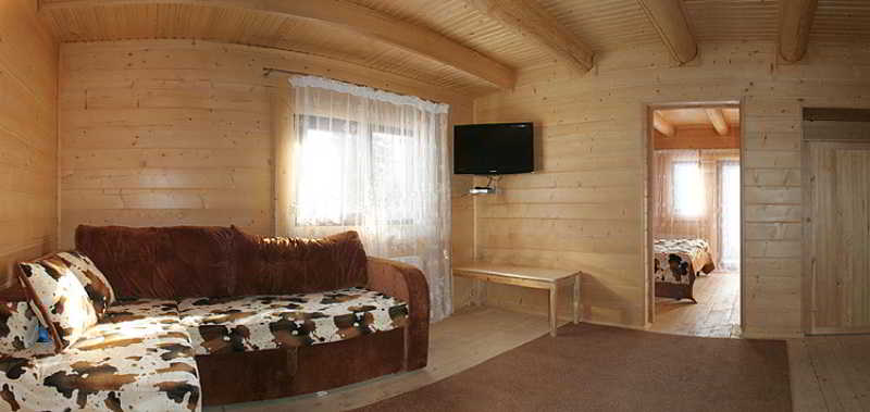 Room thumbnail 5