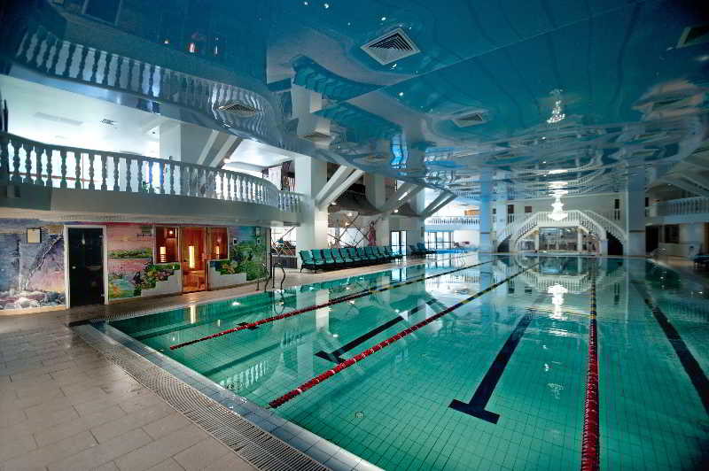 Royal Spa Geneva - Pool
