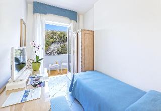 Room Room