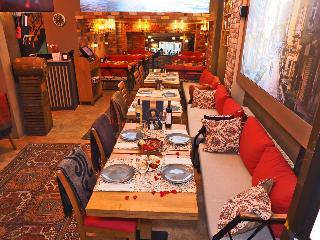 Ethnica Hotel Old City