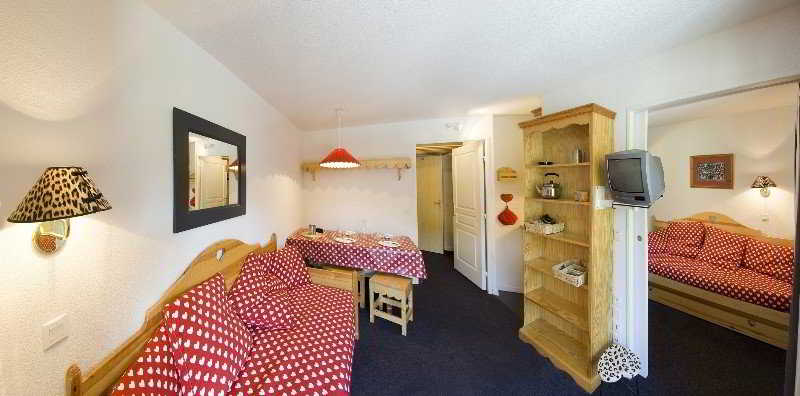 Room
 di Constelation Foret Blanche