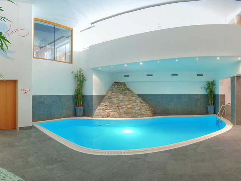 Pool
 di Badhaus