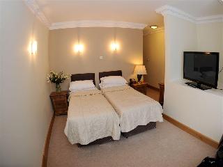 The Old Mill Hotel & Lodge, Bath