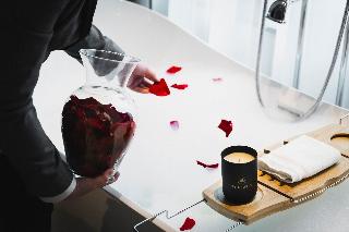 The St Regis Toronto