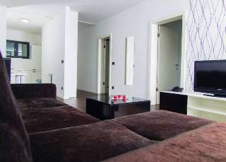 Room
 di Nova Galerija