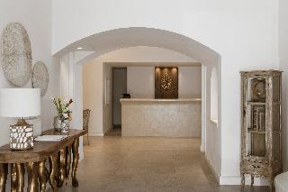 Aqua Luxury Suites