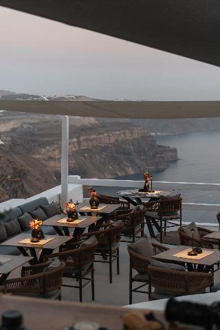 Aqua Luxury Suites