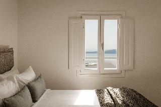 Aqua Luxury Suites