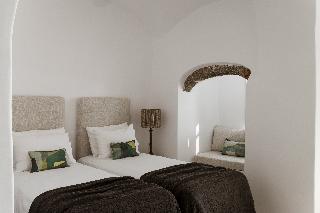 Aqua Luxury Suites
