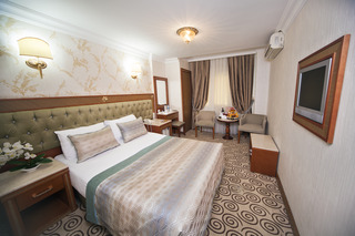 Hotel Grand Asiyan