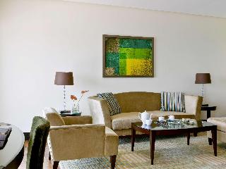Opera Suite, Club Sofitel Access, 1 King Size Bed And 2 Single Size Beds, Sea View