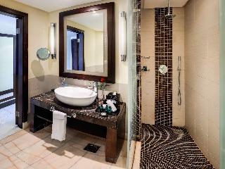 SUPERIOR ROOM,1 Queen Size Bed, City View