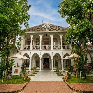 Villa Santi