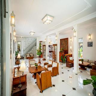 Villa Santi