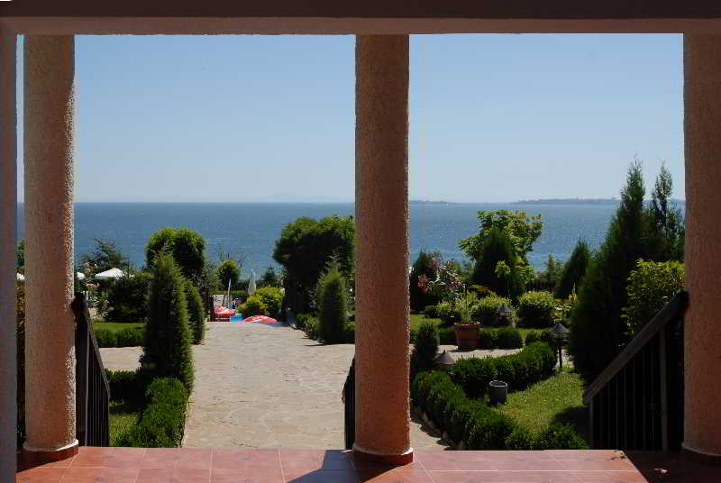 General view thumbnail 18
