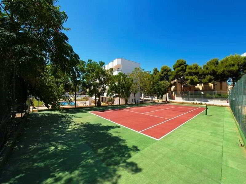 Sports and Entertainment
 di Bon Sol Ibiza Prestige