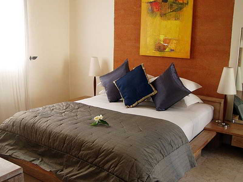 Room thumbnail 5