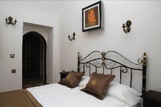Cesme Kanuni Kervansaray