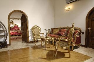 Cesme Kanuni Kervansaray