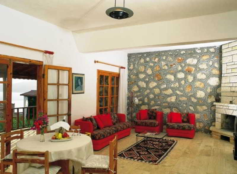 Room thumbnail 12