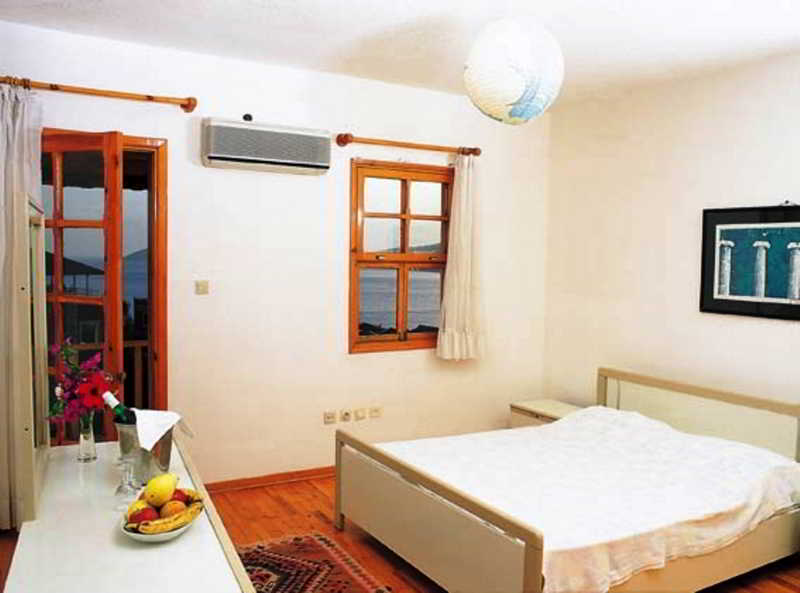 Room thumbnail 17