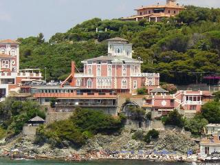 Baia del Sorriso, Livorno