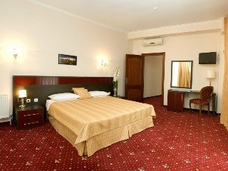 Room
 di Manhattan Hotel & Restaurant