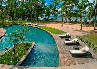 Pool
 di Constance Ephelia