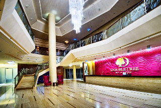 Lobby
 di DoubleTree by Hilton Hotel Bratislava