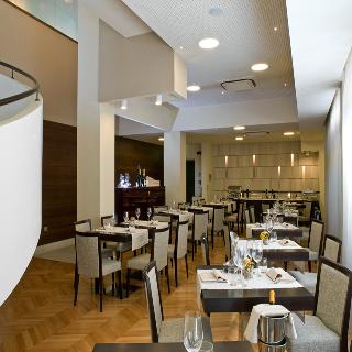 Breaking Business Hotel, Abruzzo