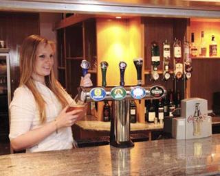 Parkside International Hotel, Reading