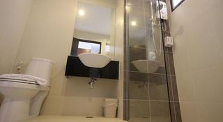 Room thumbnail 1