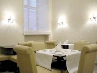 Restaurant thumbnail 36