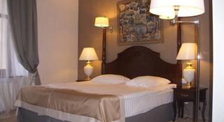 Room thumbnail 9
