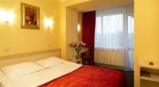 Room thumbnail 6