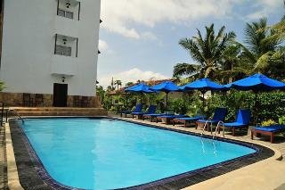Pool
 di St. Lachlan Hotel & Suites