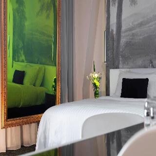 Room Room