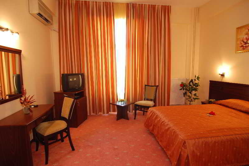 Room
 di Central