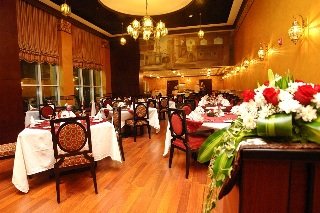 Restaurant
 di Coral Hotel Doha 