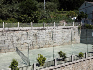 Sports and Entertainment
 di Canada